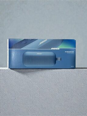 New Bose SoundLink Flex Portable Speaker - 2nd Generation- Blue